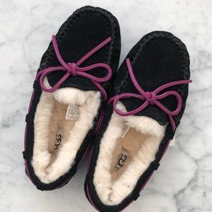 UGG Dakota Moccasin Slippers